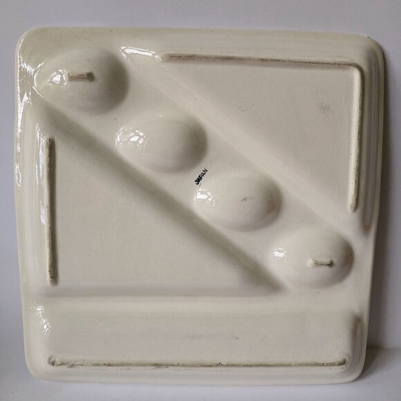 Japanese Ceramic Divided Serving Platter With Hand-Painted Vegetable Design - Picture 2 of 16